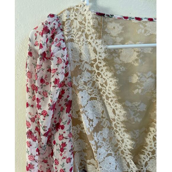 For Love & Lemons NWT Victoria’s Secret Pink Lace Floral Melrose Mini Robe XS - Picture 4 of 14